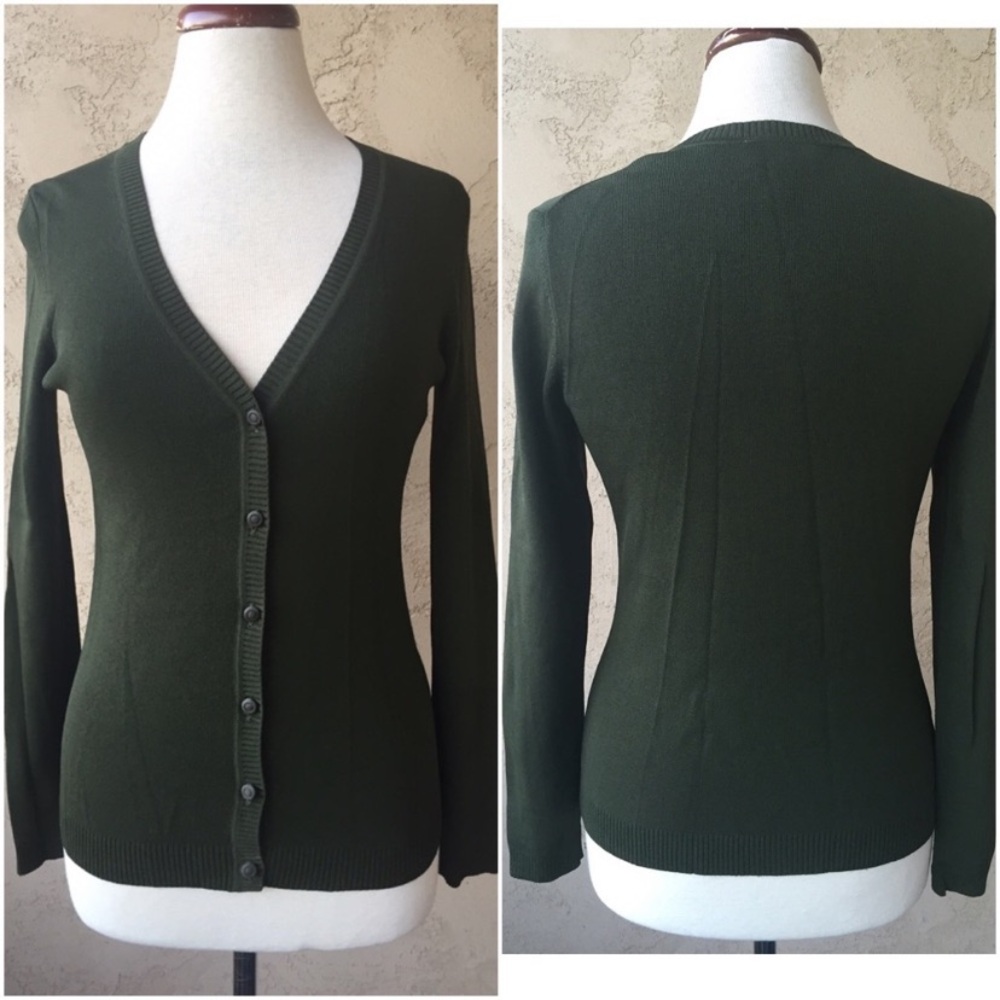•LOFT (Ann Taylor)• Cardigan